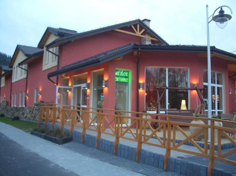 Hotel Krak Myślenice Eksteriør billede