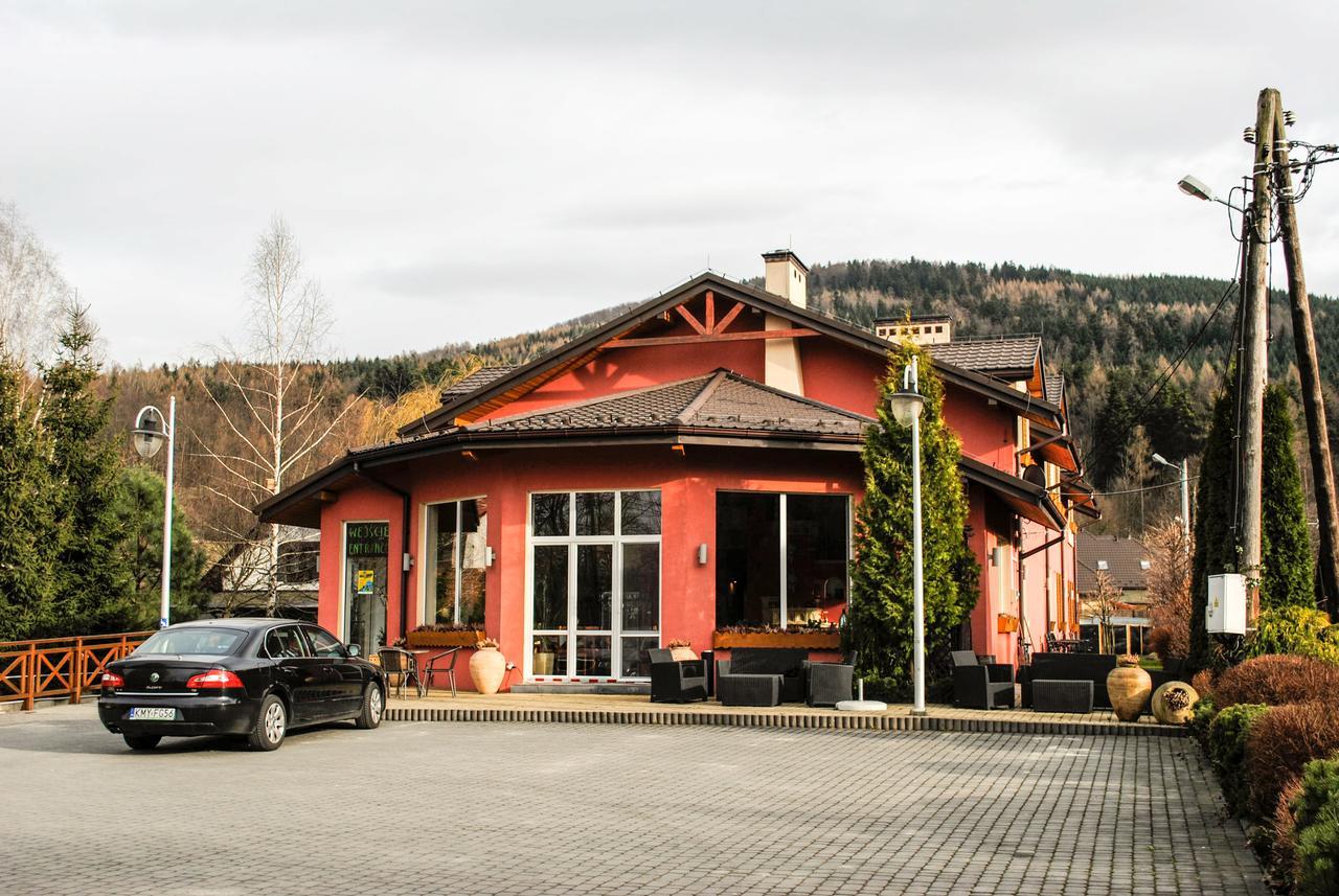 Hotel Krak Myślenice Eksteriør billede